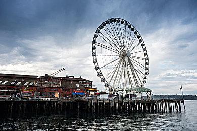 《消逝的光芒2》新视频 介绍定制UI及辅助功能